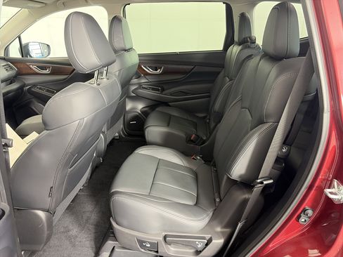 Used 2025 Subaru Ascent Touring w/ Popular Package #2 image 7