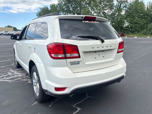 Used 2012 Dodge Journey SXT w/ Popular Equipment Group FWD image 7