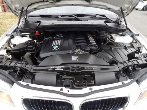 Used 2013 BMW 128i Convertible image 29