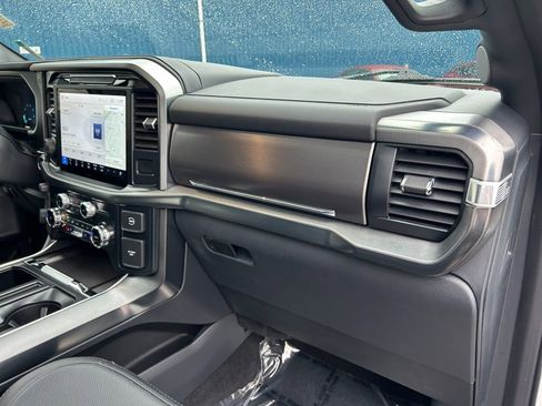 Used 2025 Ford F150 Platinum AWD/4WD image 27