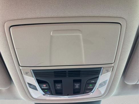 Used 2022 Acura MDX Advance image 35