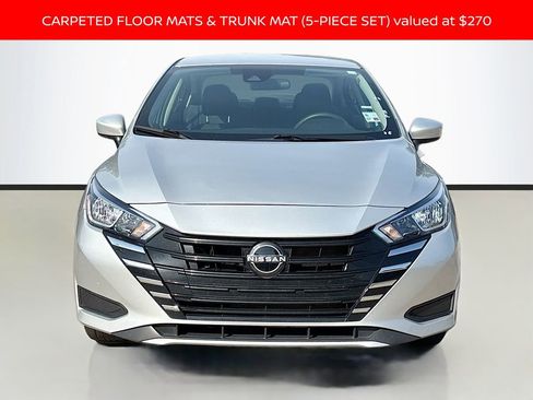 Used 2023 Nissan Versa SV FWD image 2