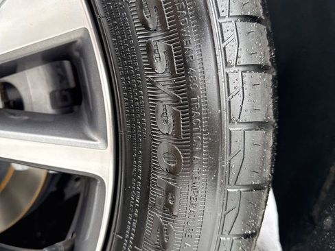 Used 2023 INFINITI QX60 Luxe w/ Cargo Package image 38