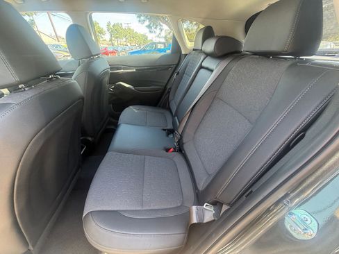 Used 2025 Kia Seltos S image 23