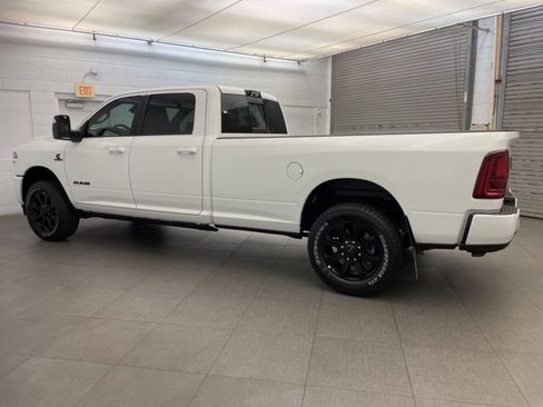 New 2026 RAM 3500 Laramie AWD/4WD image 8