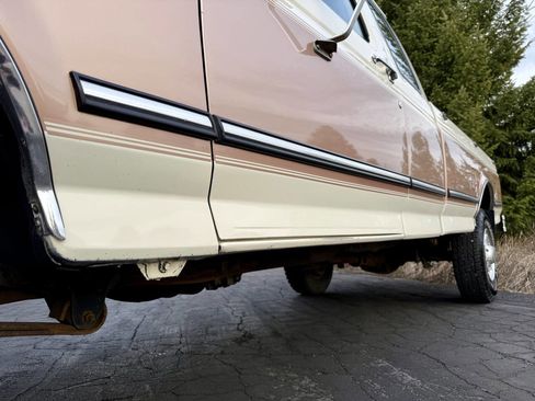 Used 1995 Ford F250 XLT image 25