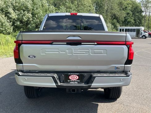 New 2025 Ford F150 Lightning Lariat image 29