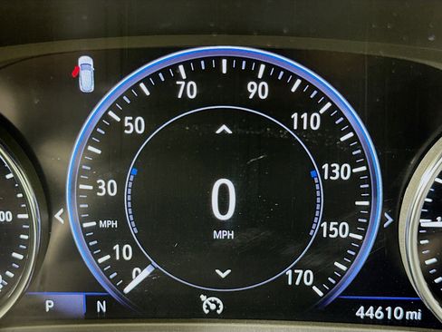 Used 2024 Buick Enclave Premium image 19