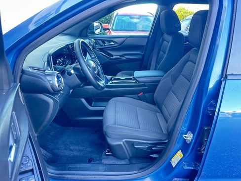 Used 2025 Chevrolet Equinox LT image 27