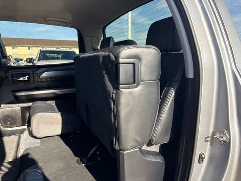 Used 2019 Toyota Tundra Platinum AWD/4WD image 37