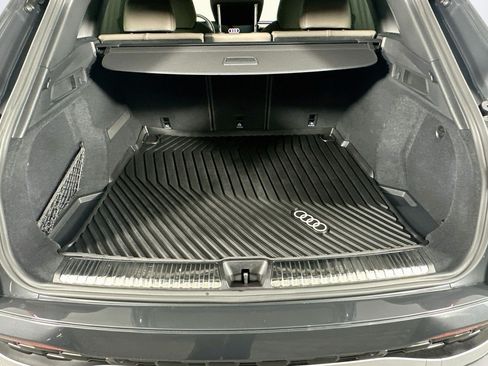 Used 2025 Audi Q5 Premium w/ Premium Plus AWD/4WD image 21