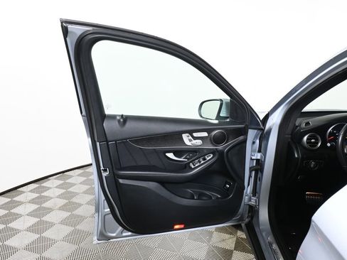 Used 2022 Mercedes-Benz GLC 300 4MATIC image 28