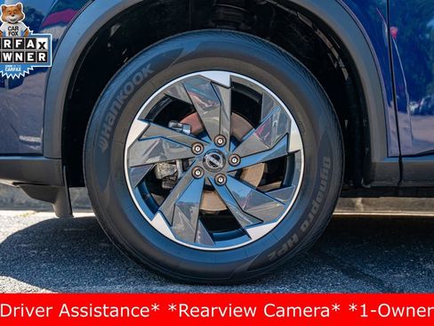 Used 2024 Nissan Rogue SV AWD/4WD image 11