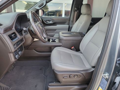 Used 2022 Chevrolet Suburban LS w/ Driver Alert Package AWD/4WD image 10