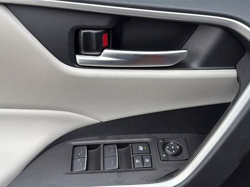New 2025 Toyota RAV4 XLE Premium image 19