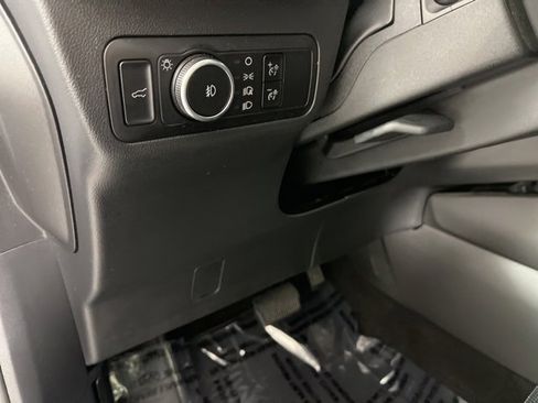 Used 2025 Ford Escape Platinum image 28