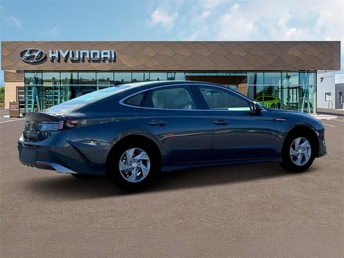 New 2025 Hyundai Sonata SE image 8