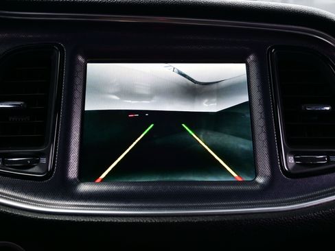 Used 2015 Dodge Challenger SXT Plus w/ Driver Convenience Group image 17