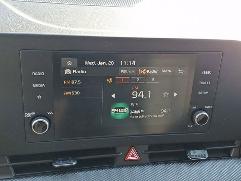 Used 2023 Kia Sportage LX image 16