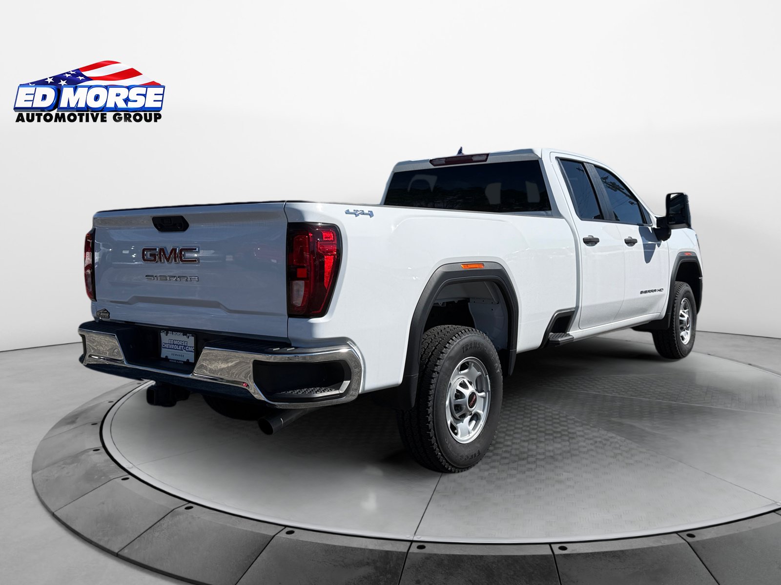 Used 2024 GMC Sierra 2500 Pro w/ Convenience Package AWD/4WD image 5