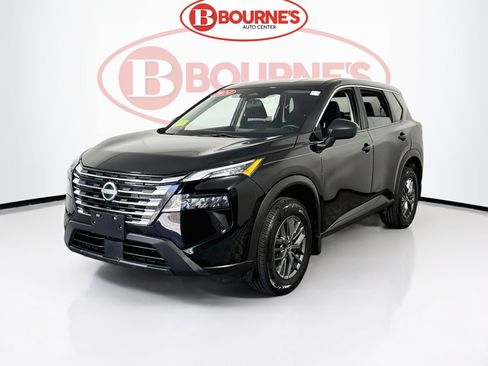 Used 2024 Nissan Rogue S AWD/4WD image 5