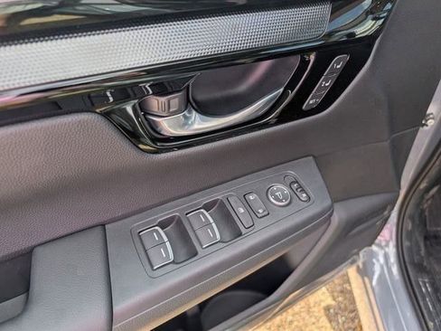 New 2026 Honda CR-V EX-L image 9