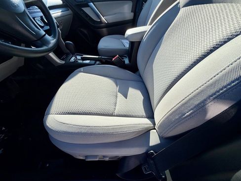Used 2015 Subaru Forester 2.5i Premium w/ All-Weather Package image 19