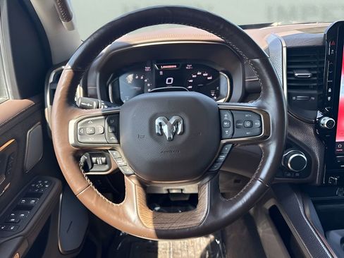 Used 2025 RAM 1500 Limited AWD/4WD image 16