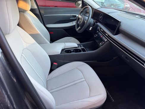 Used 2024 Hyundai Sonata SEL w/ Convenience Package FWD image 17