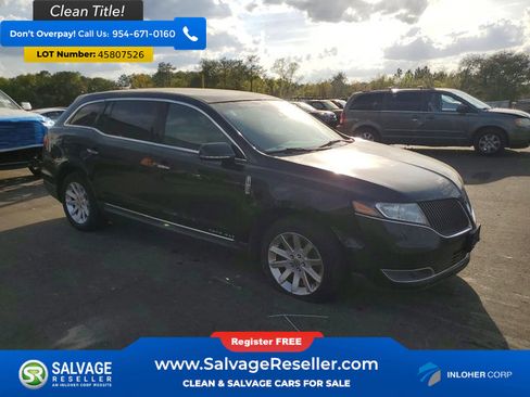 Used 2015 Lincoln MKT AWD image 5