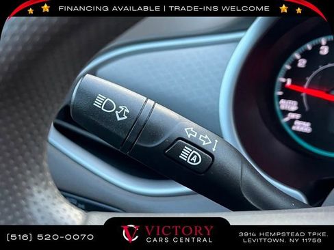 Used 2023 Chevrolet Malibu LT image 40