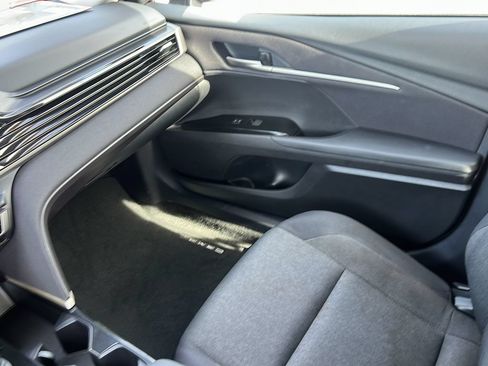 Used 2025 Toyota Camry LE w/ Convenience Package FWD image 12