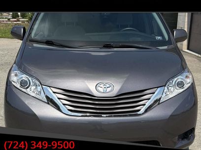 Used 2015 Toyota Sienna LE