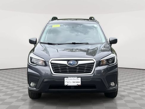 Used 2021 Subaru Forester Premium AWD/4WD image 2