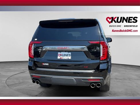 Used 2023 GMC Yukon AT4 w/ Technology Package AWD/4WD image 9