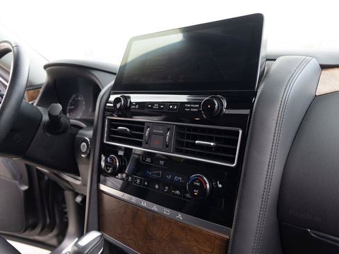 Used 2023 Nissan Armada SL w/ Captain's Chairs Package AWD/4WD image 22