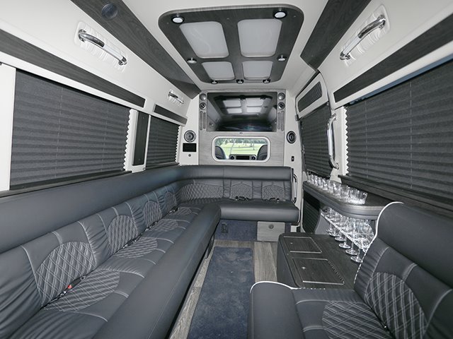 Used 2023 Mercedes-Benz Sprinter 3500 image 28
