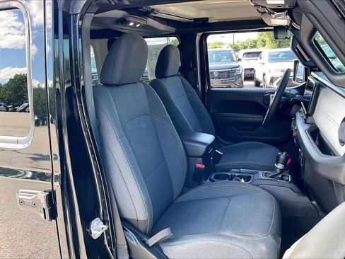 Used 2024 Jeep Wrangler Unlimited Sport AWD/4WD image 10
