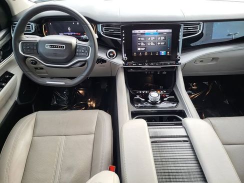 Used 2023 Jeep Wagoneer Series III w/ Rear Seat Video Group 1 image 17