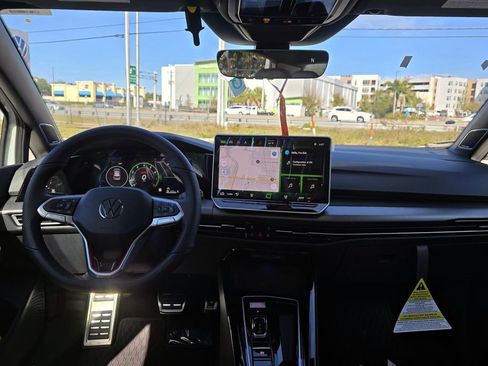 New 2026 Volkswagen GTI SE image 9