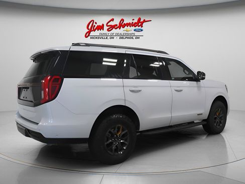 Used 2025 Ford Expedition Tremor AWD/4WD image 6
