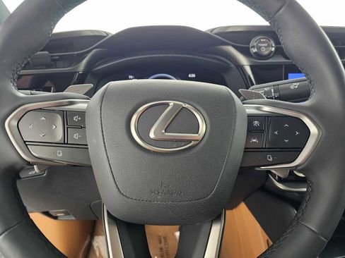 Used 2023 Lexus RZ 450e Premium image 23