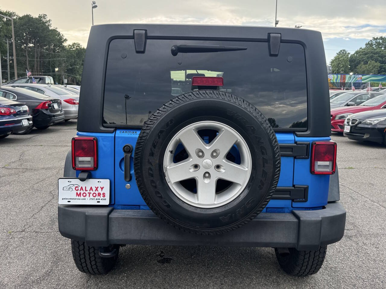 Used 2015 Jeep Wrangler Unlimited Sport w/ Quick Order Package 24S AWD/4WD image 8