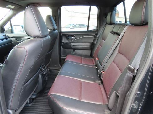Used 2022 Honda Ridgeline Black Edition image 29