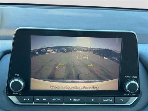 Certified 2022 Nissan Rogue SV w/ SV Premium Package image 23