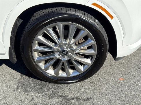 Used 2020 Hyundai Palisade Limited w/ Winter Weather Package image 9