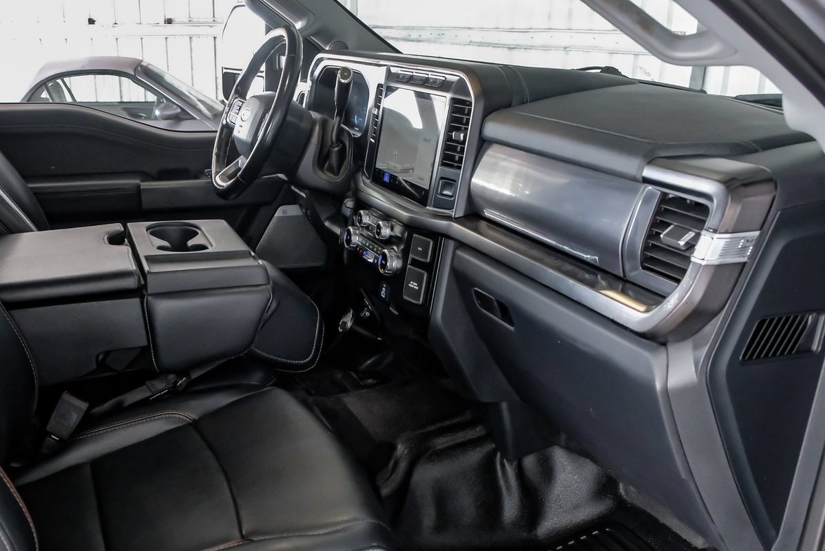 Used 2023 Ford F350 Lariat w/ FX4 Off-Road Package AWD/4WD image 12