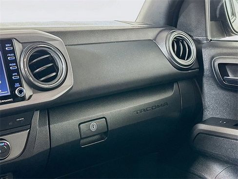 Used 2023 Toyota Tacoma TRD Off-Road image 22