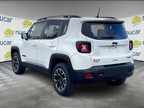 Used 2023 Jeep Renegade Trailhawk image 4