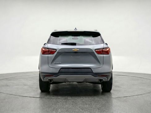 Used 2025 Chevrolet Blazer LT FWD image 7